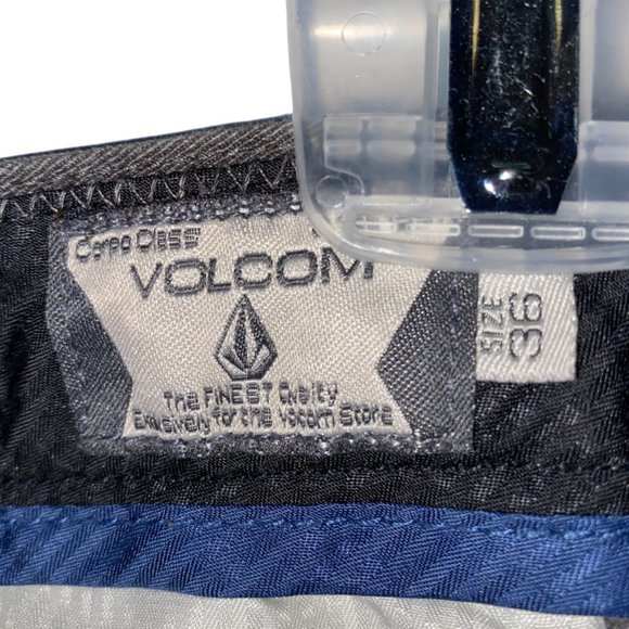 Men's Volcom Shorts - Picture 3 of 3